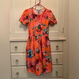 Lularoe Amelia size Small coral orange floral dress with pockets